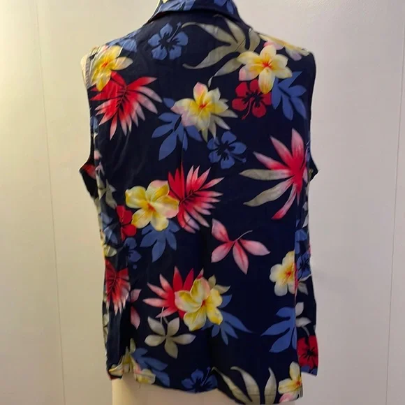 Jamaica Bay floral sleeveless button down - Picture 4 of 6